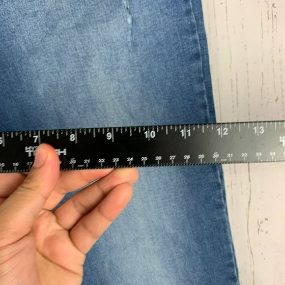 Lazer 38x32‎ Straight Fit ￼Mid Rise Blue Jeans Pants Denim Mens - Picture 9 of 12